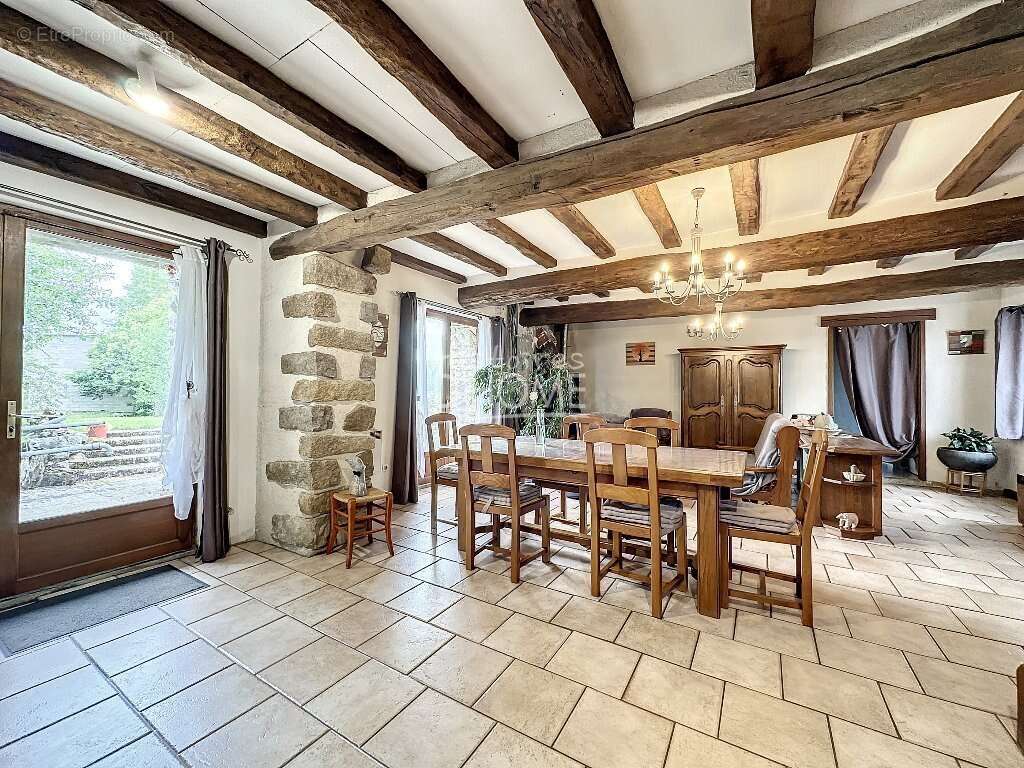 Maison à LA FERTE-GAUCHER