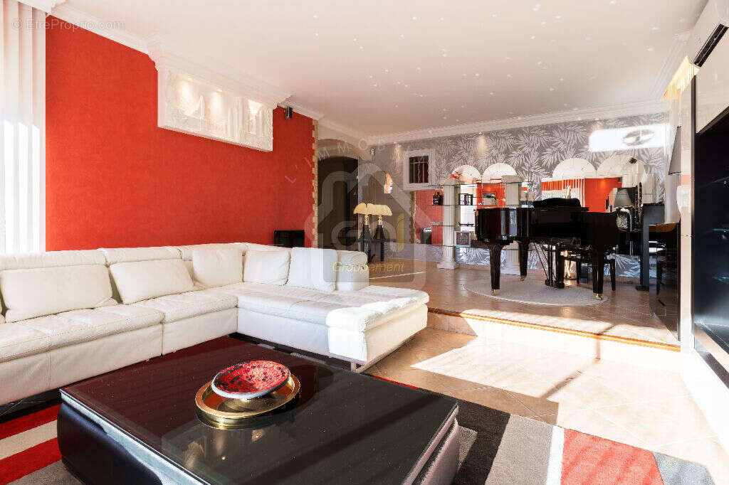 Maison à vendre 287m2 avec piscine à Carry Le Rouet - photo 4
