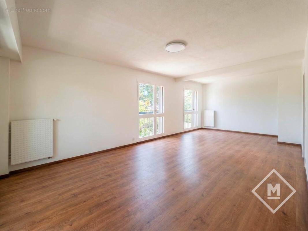 Appartement à MARSEILLE-10E