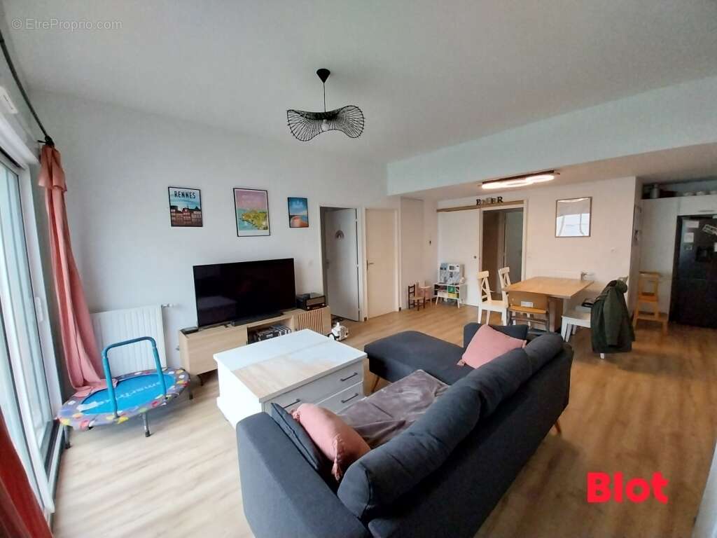 Appartement à SAINT-JACQUES-DE-LA-LANDE