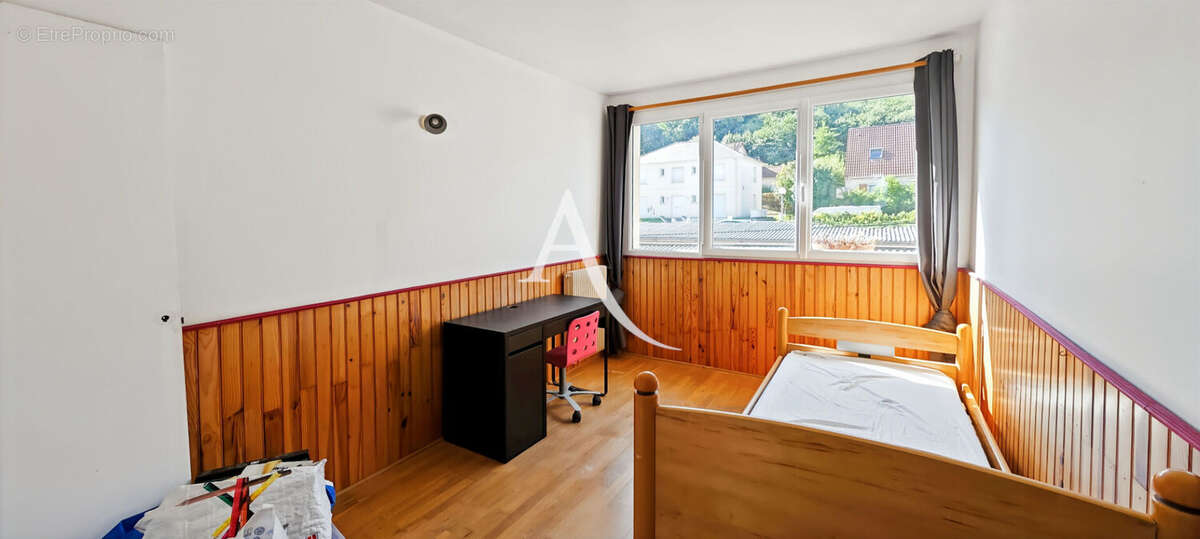 Appartement à SAINT-CYR-L&#039;ECOLE