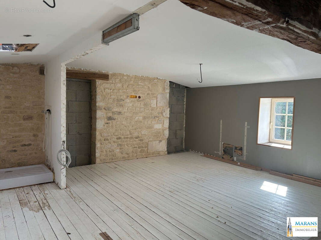 Maison à BOUILLE-COURDAULT