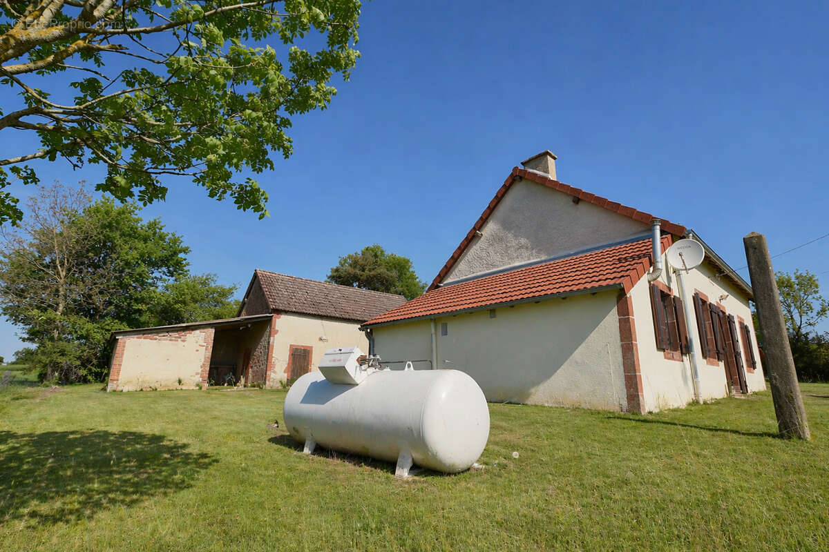 Maison à JALIGNY-SUR-BESBRE