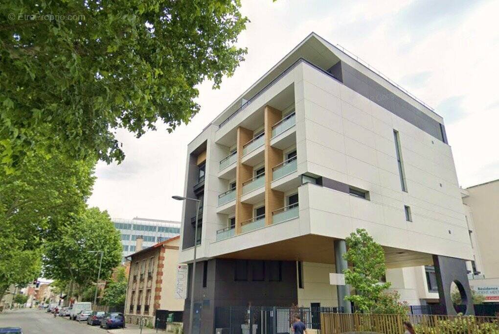 Appartement à COLOMBES