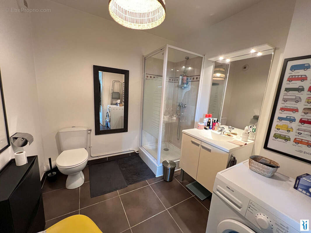 Appartement à FRANQUEVILLE-SAINT-PIERRE