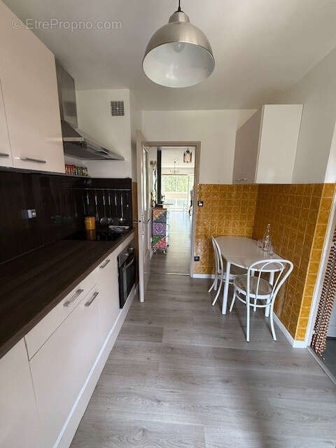 Appartement à HYERES