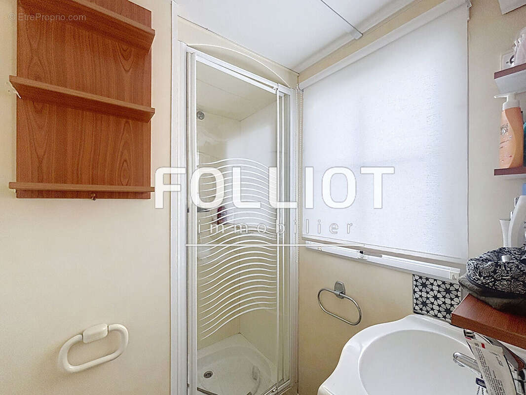 Maison à MONTMARTIN-SUR-MER