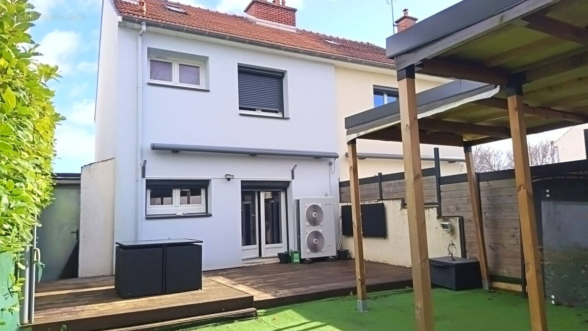 Maison à MARSANNAY-LA-COTE