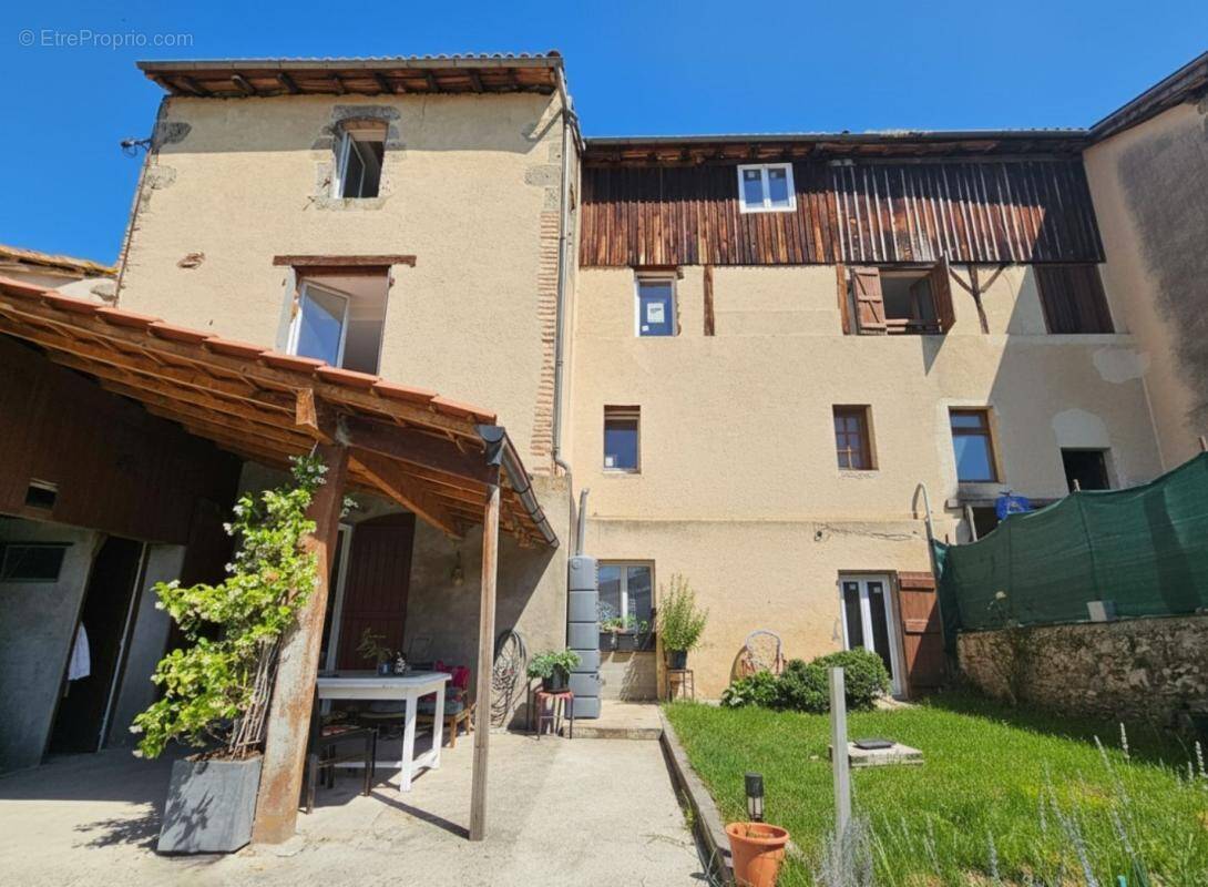 Appartement à PORT-SAINTE-MARIE
