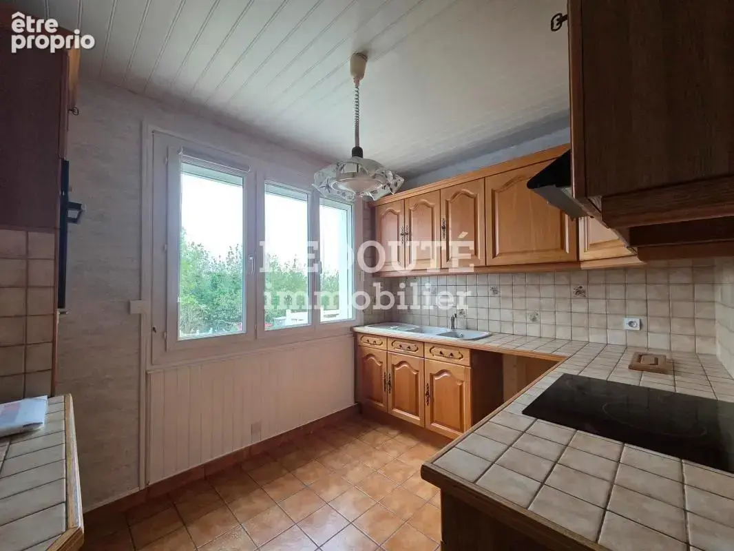 Maison de 110m² à vendre à Rethel - photo 3