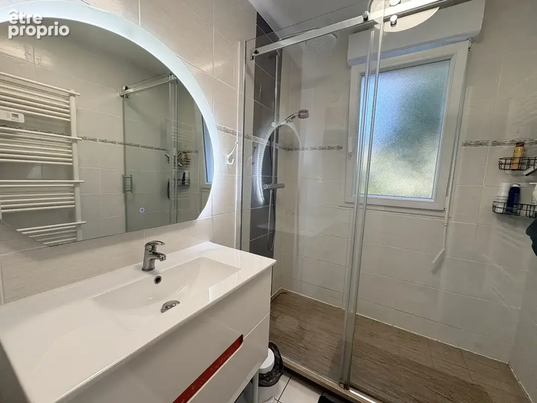 Appartement T3 lumineux avec balcon, garage et parking - photo 11