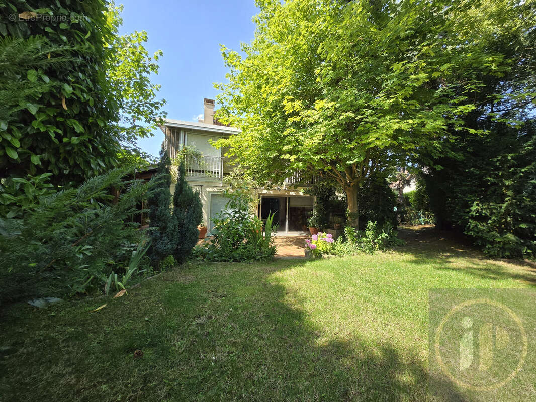 Maison à POISSY