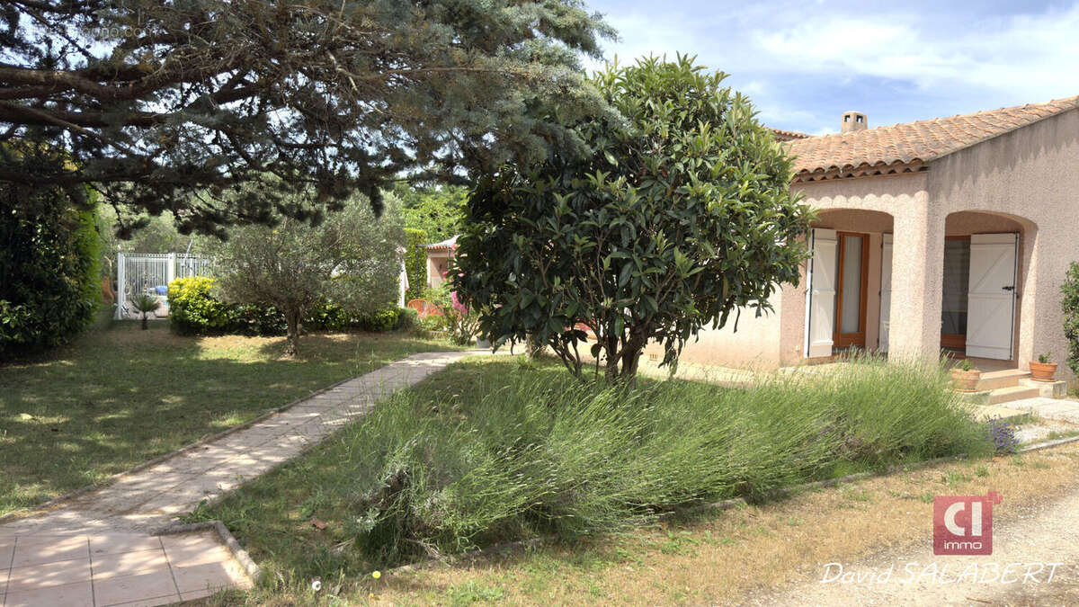 Le val - villa familiale avec piscine, garage et terrain plat de 1 645 m² - photo 16