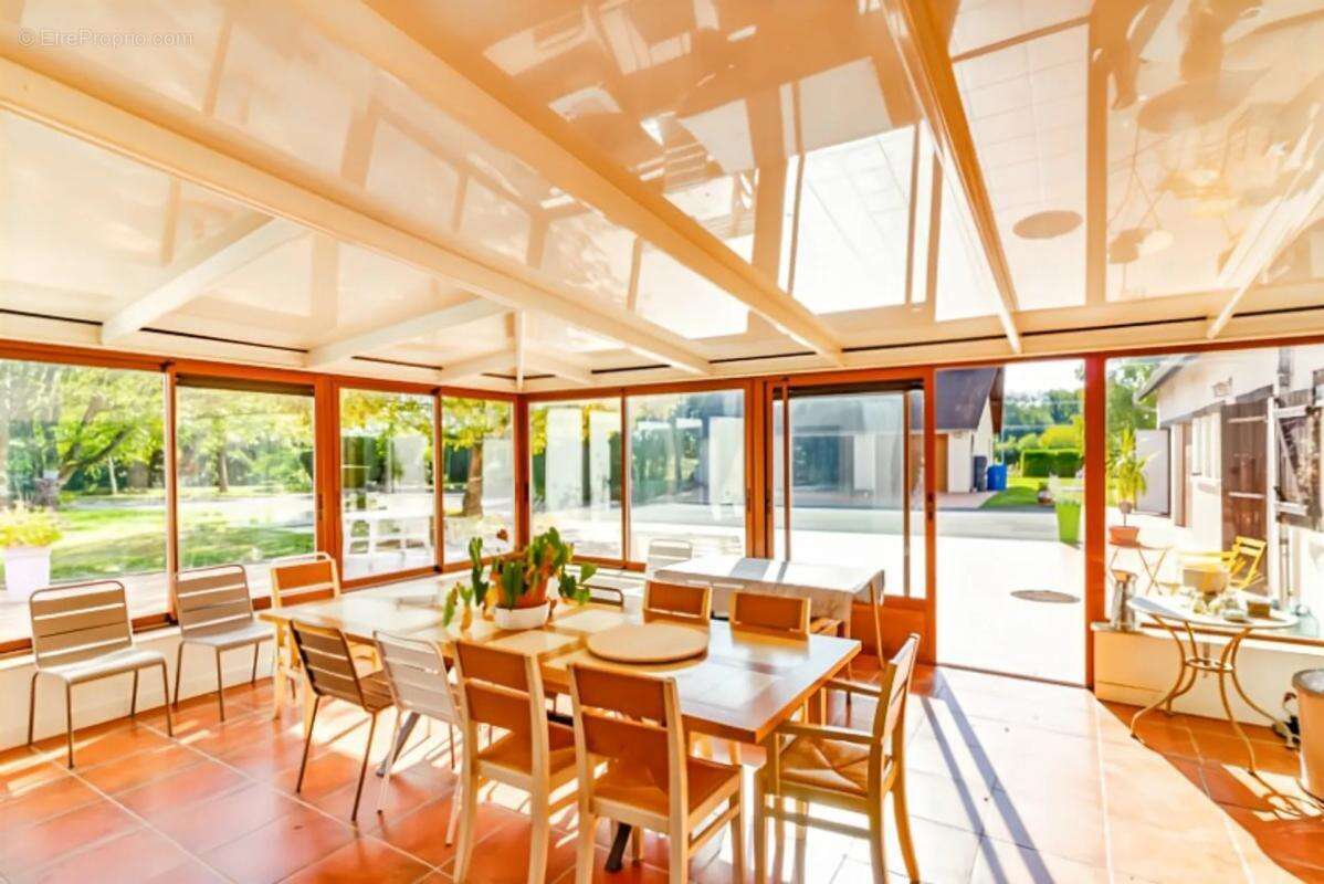 Maison à DAMPIERRE-EN-GRACAY