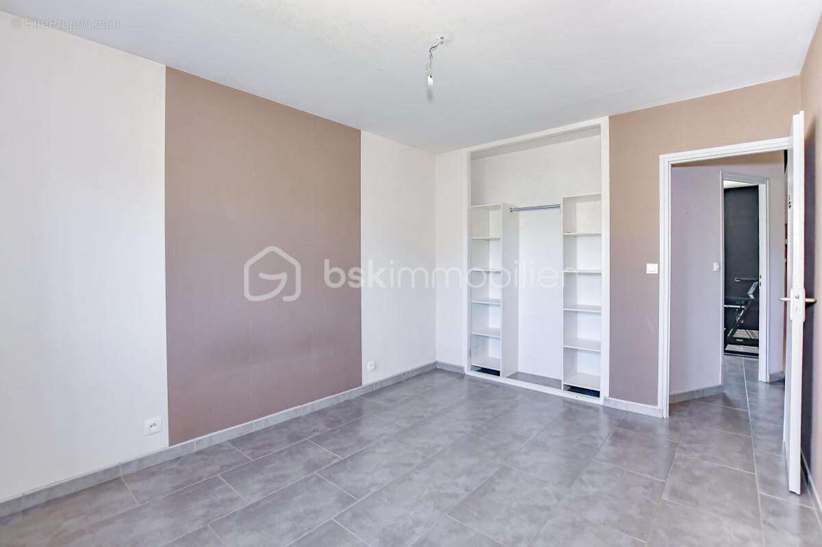 Maison de village - photo 12