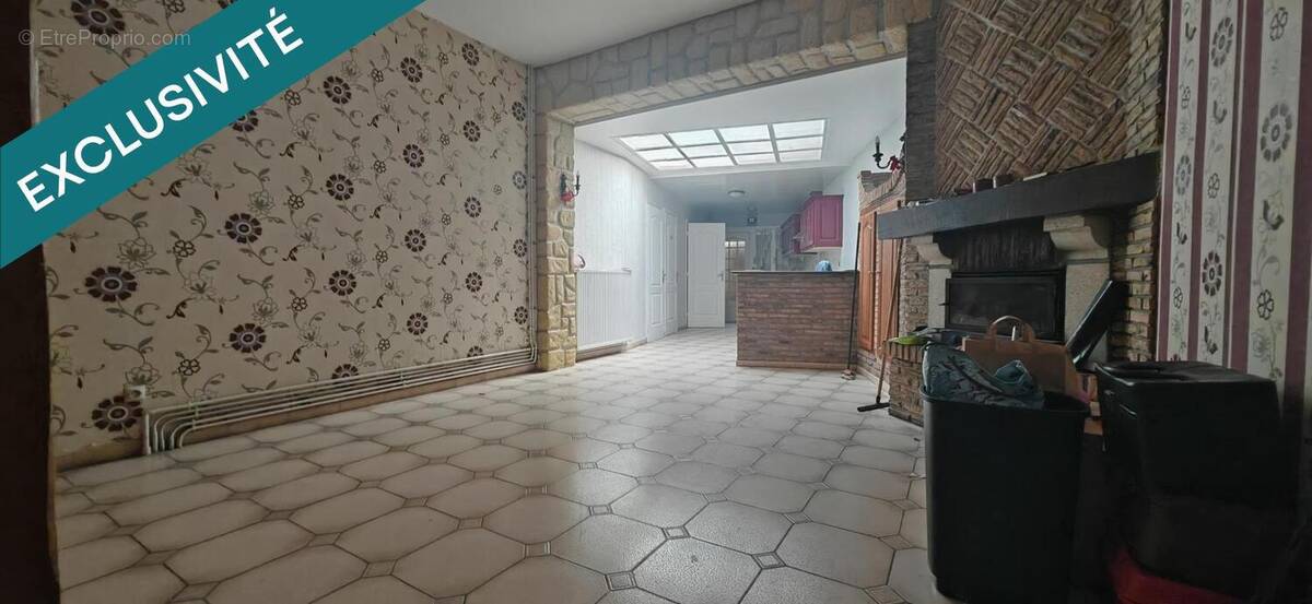 Photo 1 - Maison à ANICHE