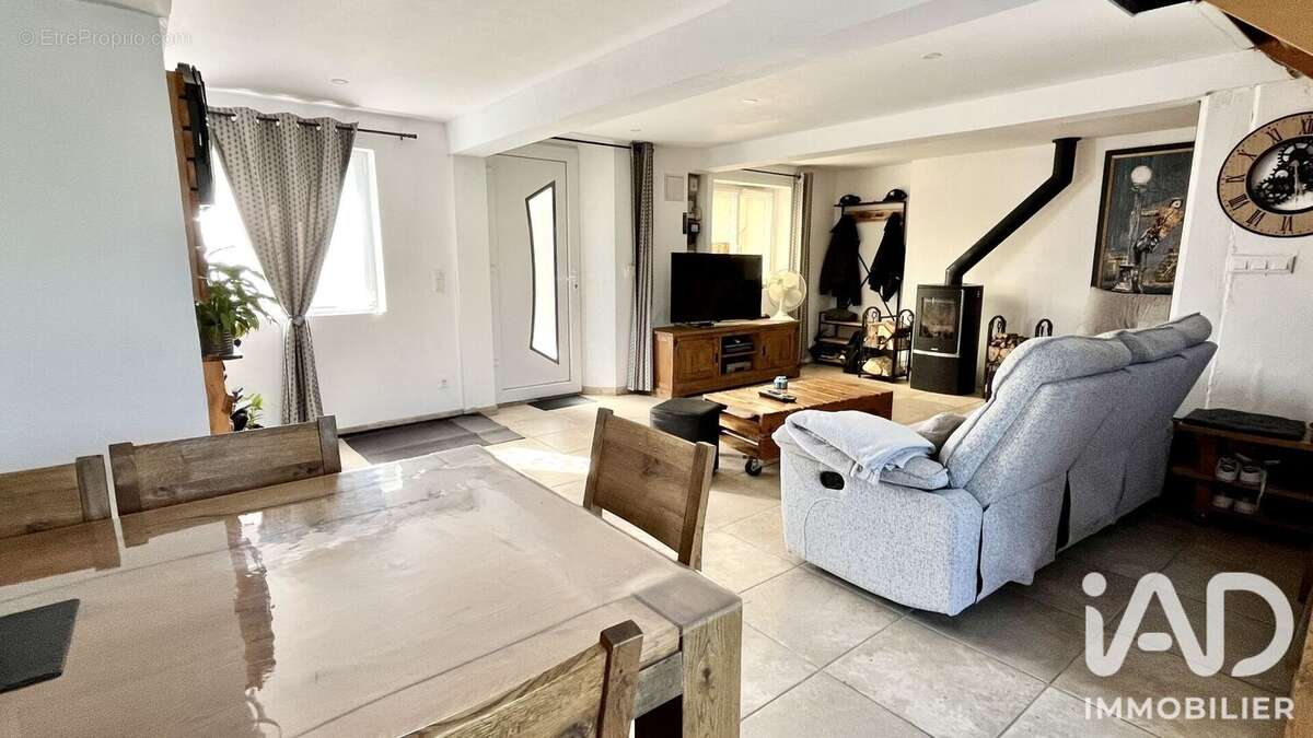 Maison 116 m² à Flers-Sur-Noye  - photo 3