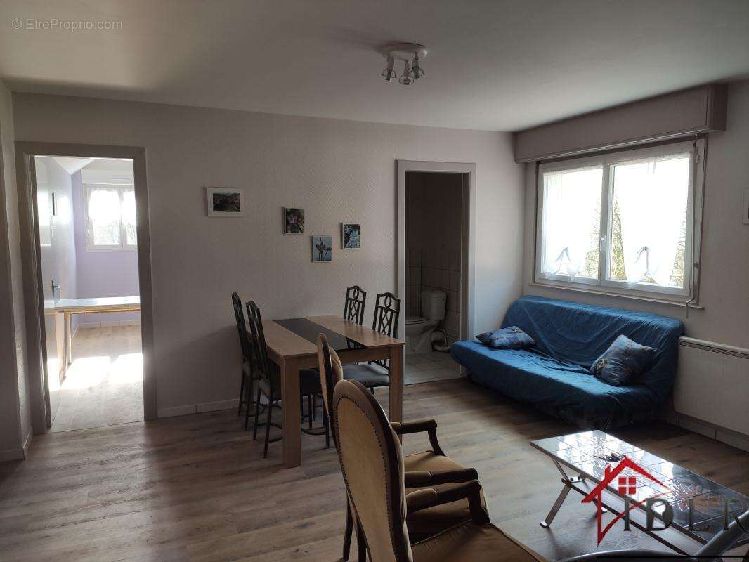 Appartement à BAINS-LES-BAINS