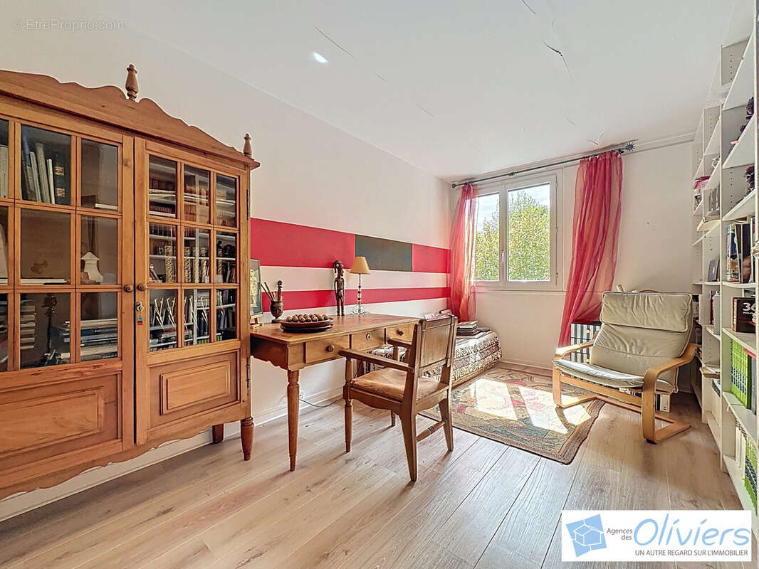Appartement à MONTIGNY-LE-BRETONNEUX