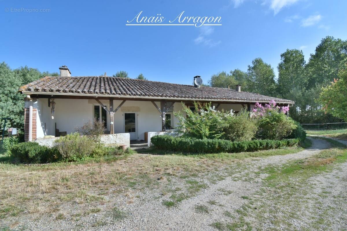 Maison à CASTELMORON-SUR-LOT