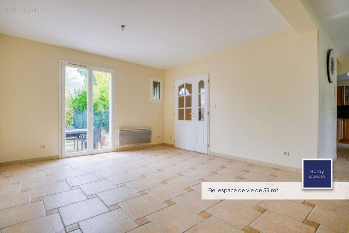Maison à OSNY