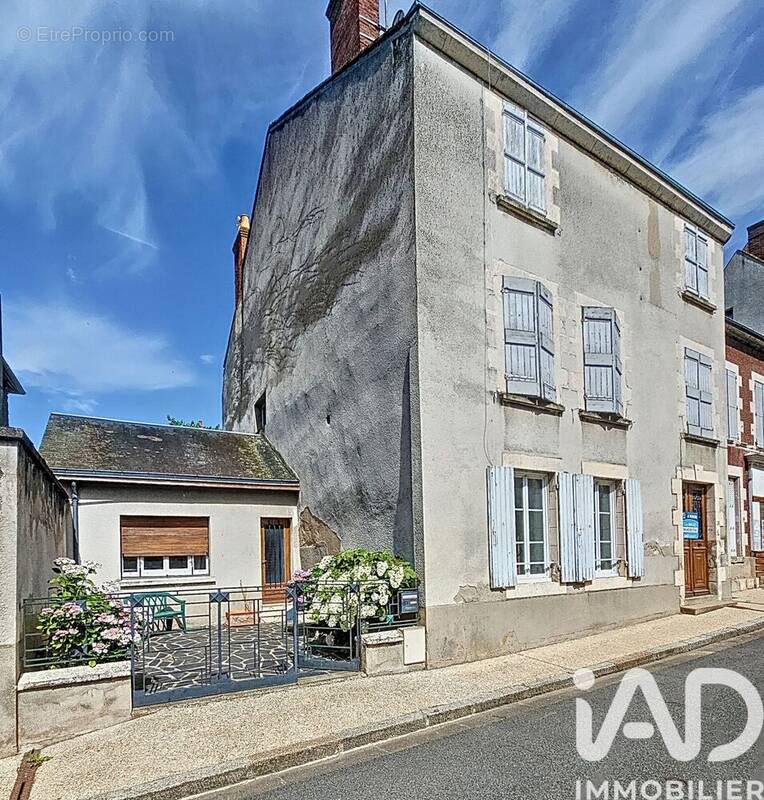 Photo 1 - Maison à BONNY-SUR-LOIRE