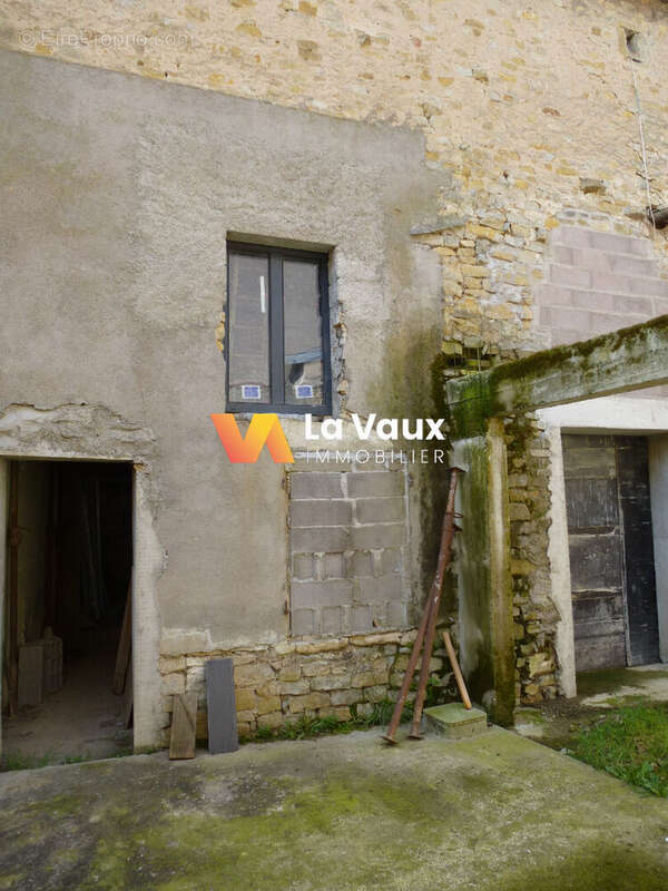 Maison à PULLIGNY