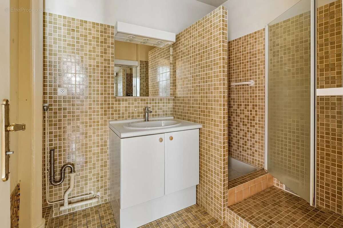 Appartement à SAINT-MAUR-DES-FOSSES