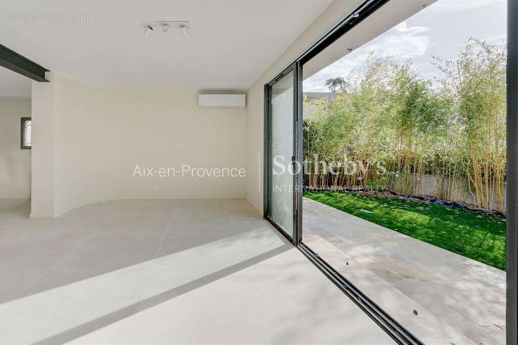 Maison à AIX-EN-PROVENCE