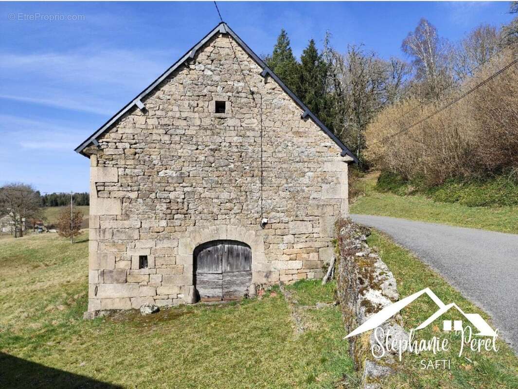 Photo 3 - Maison à BUGEAT