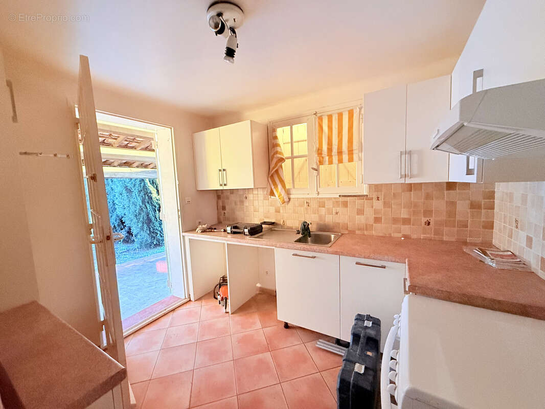 Maison à LE CASTELLET