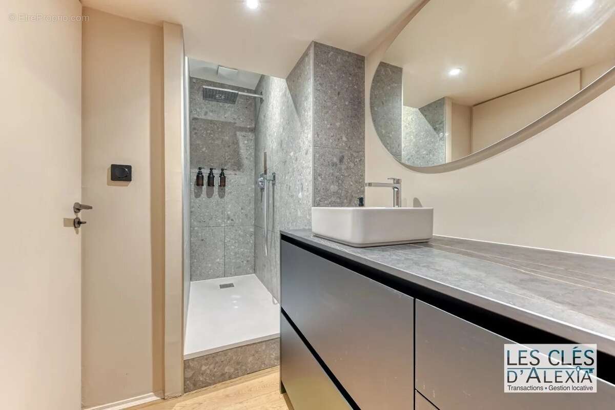 Appartement à LYON-1E