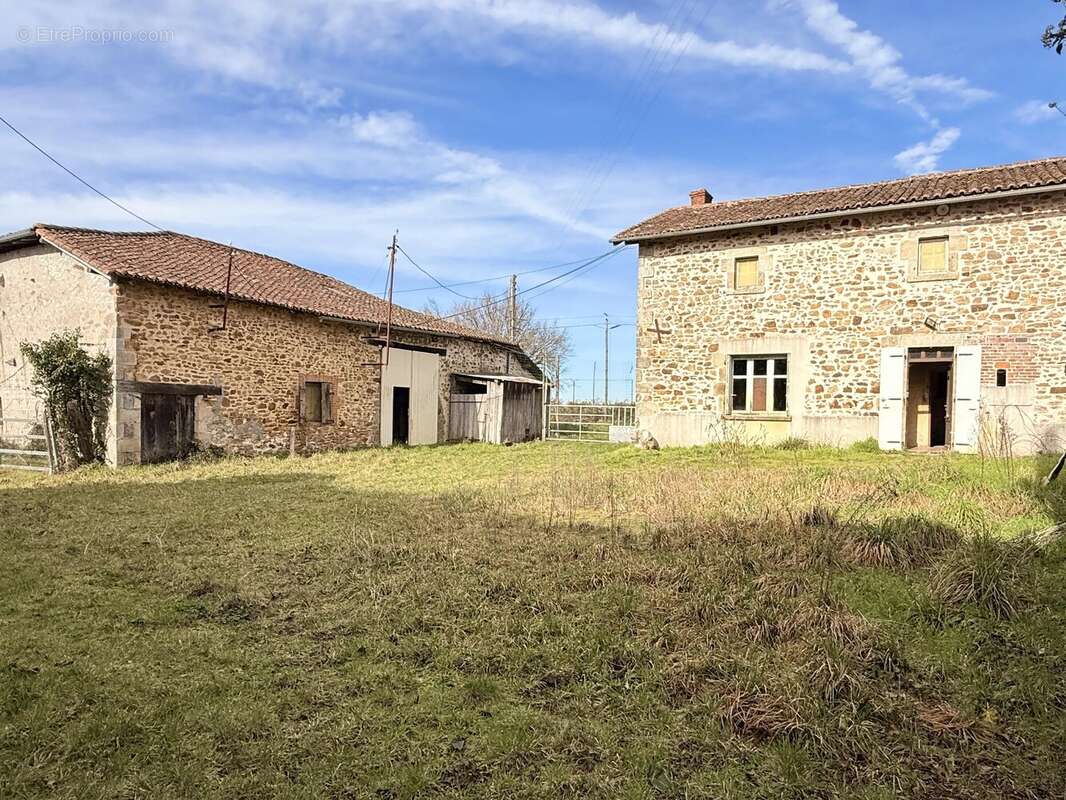 Maison à BRIGUEUIL
