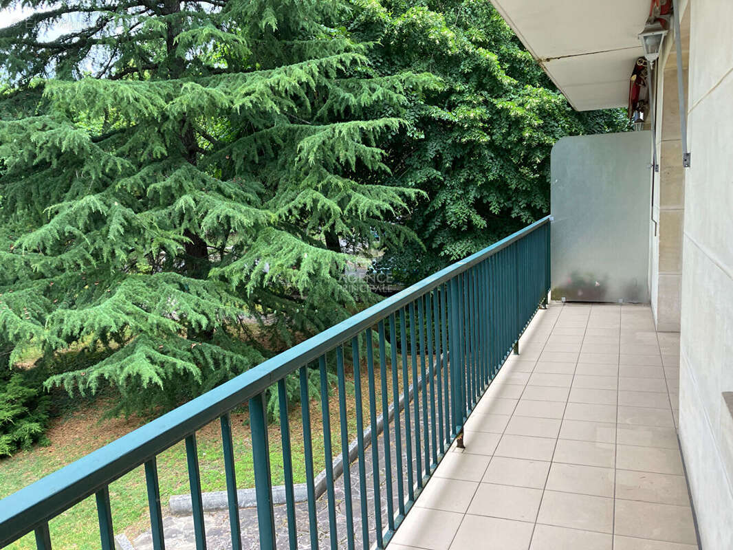 Appartement à MAISONS-LAFFITTE