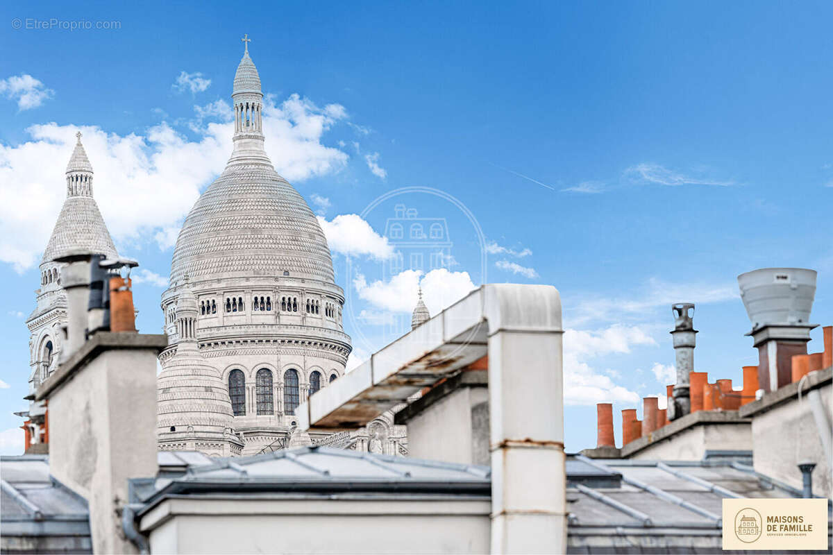 Appartement à PARIS-18E