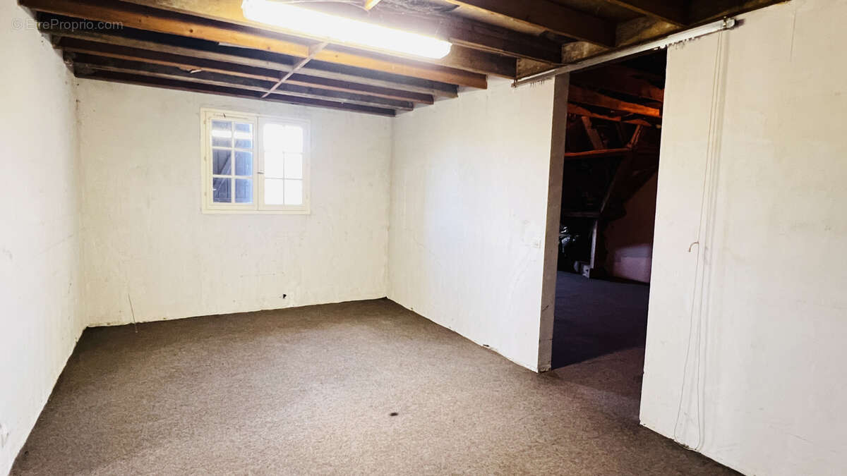 Maison à LA FERTE-ALAIS