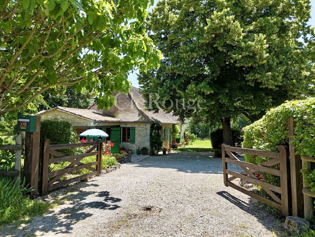 Maison à MONBAZILLAC