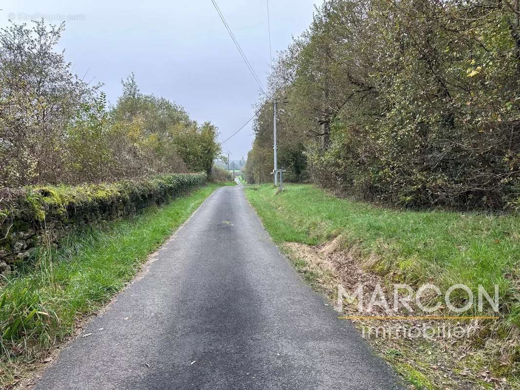 Maison à SAINT-GAULTIER