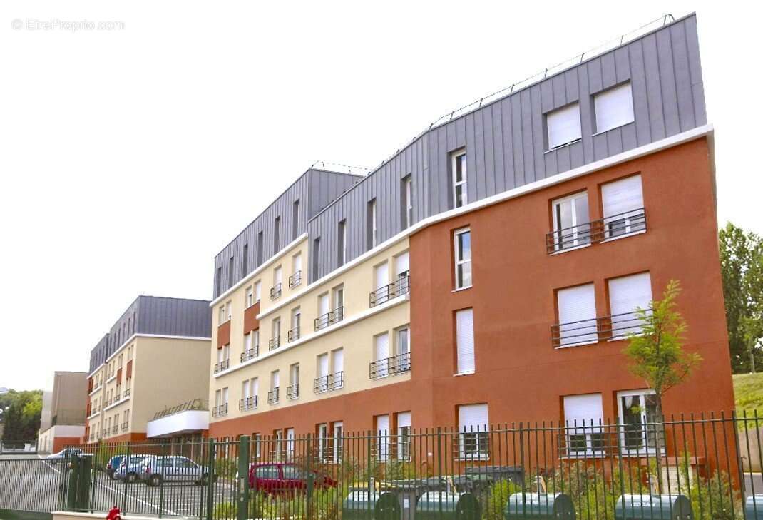 INVESTISSEMENT LOCATIF  Saint-Cyr-l'École  Résidence Étudiante L'Aéronat - 6,34 % de rentabilité - photo 14