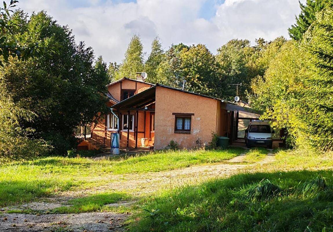 Maison à SAINT-DENIS-D'AUTHOU