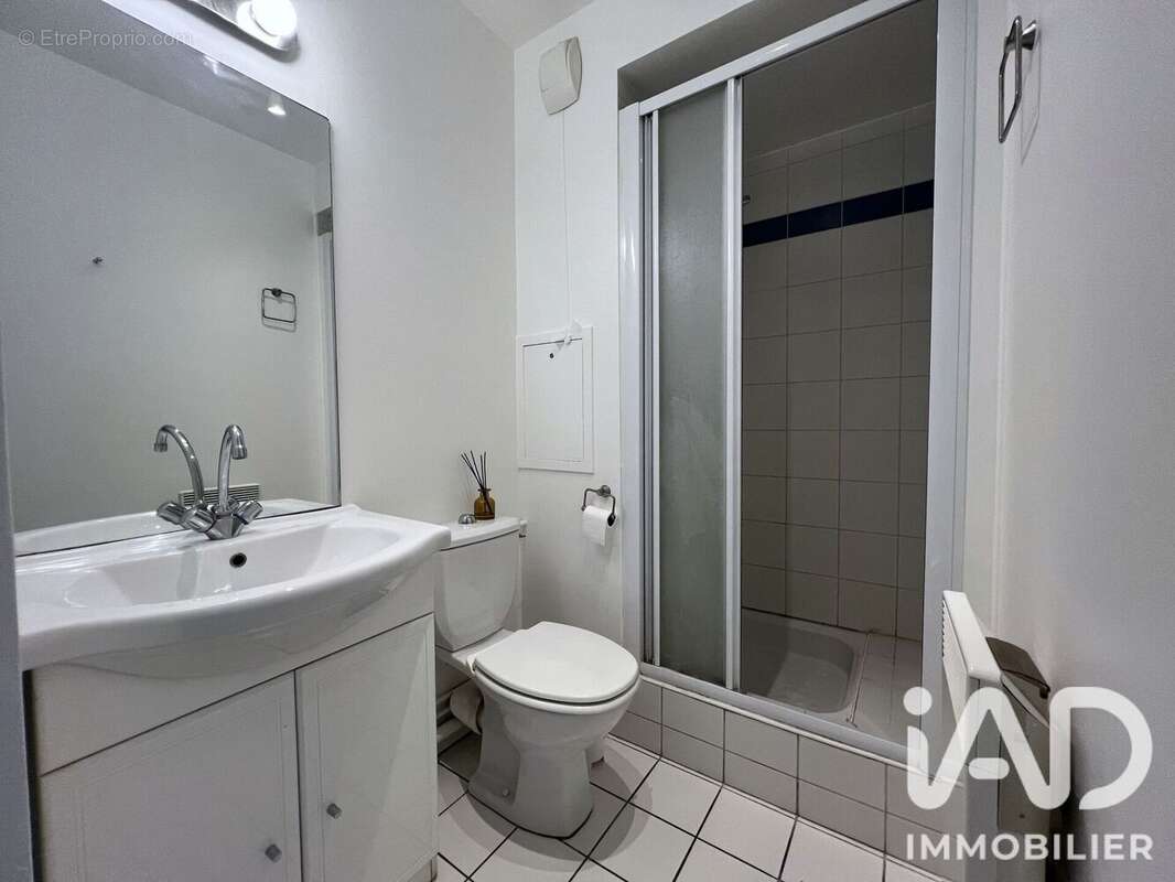 Photo 7 - Appartement à ISSY-LES-MOULINEAUX