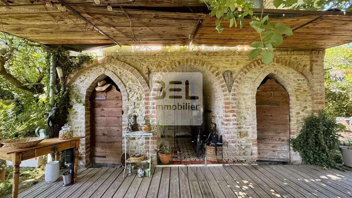 Maison à UZES