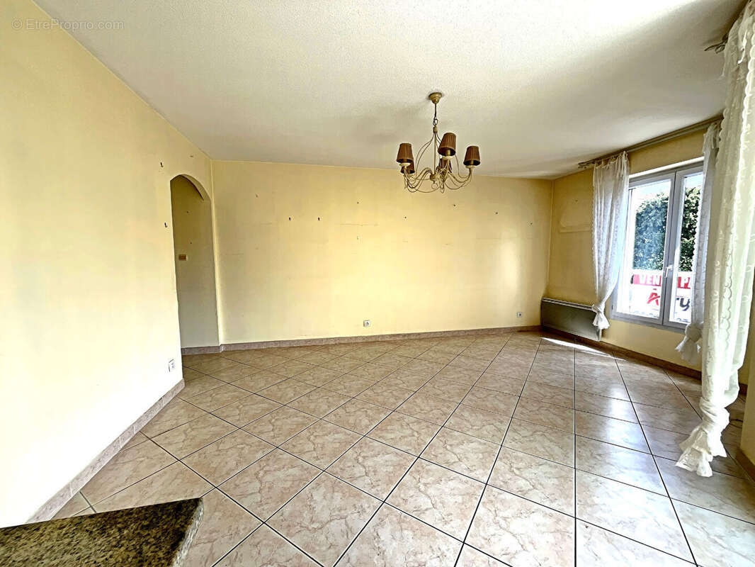 Appartement à SAINT-RAPHAEL