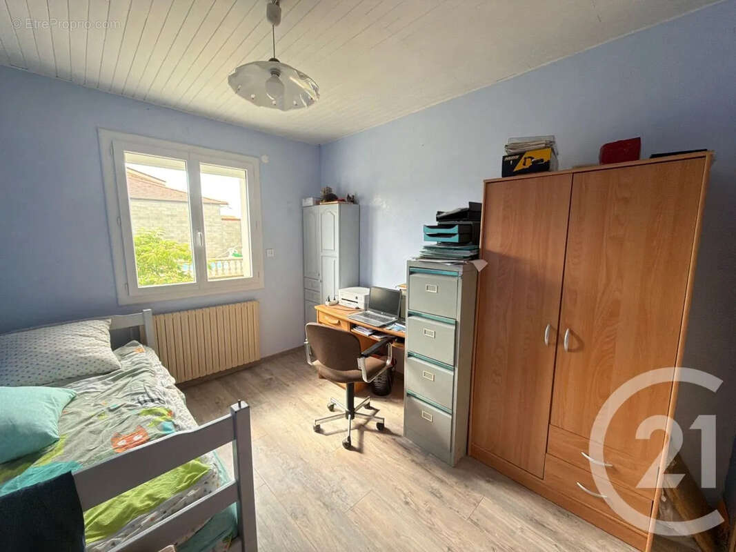 Maison 166 m² à Ardoix  - photo 10
