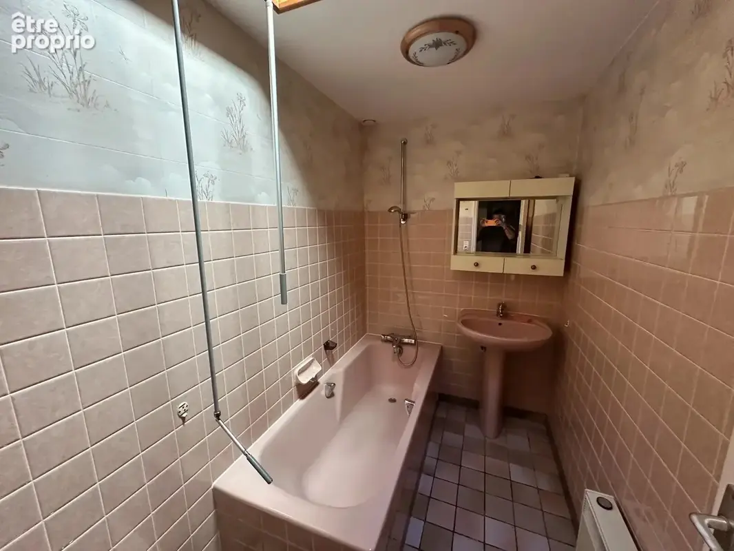 Sainte Savine, Maison des années 30 d’une surface de 55 m² - photo 6