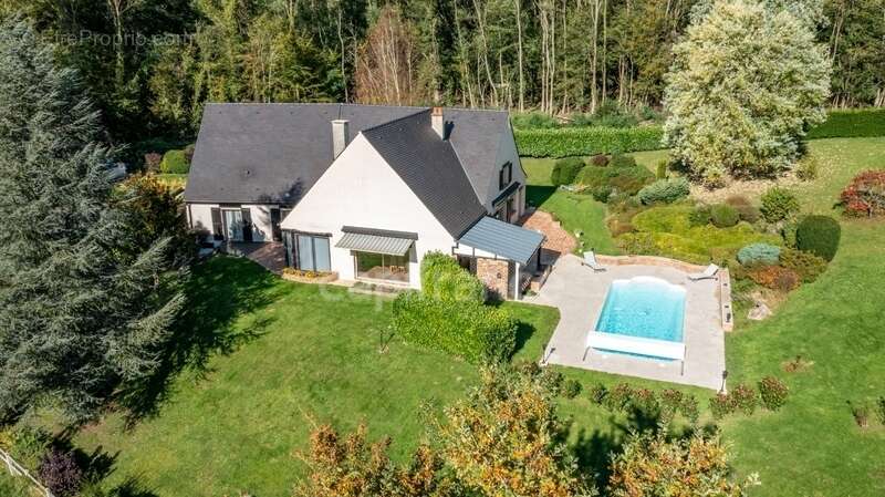 Maison à CHEZY-SUR-MARNE