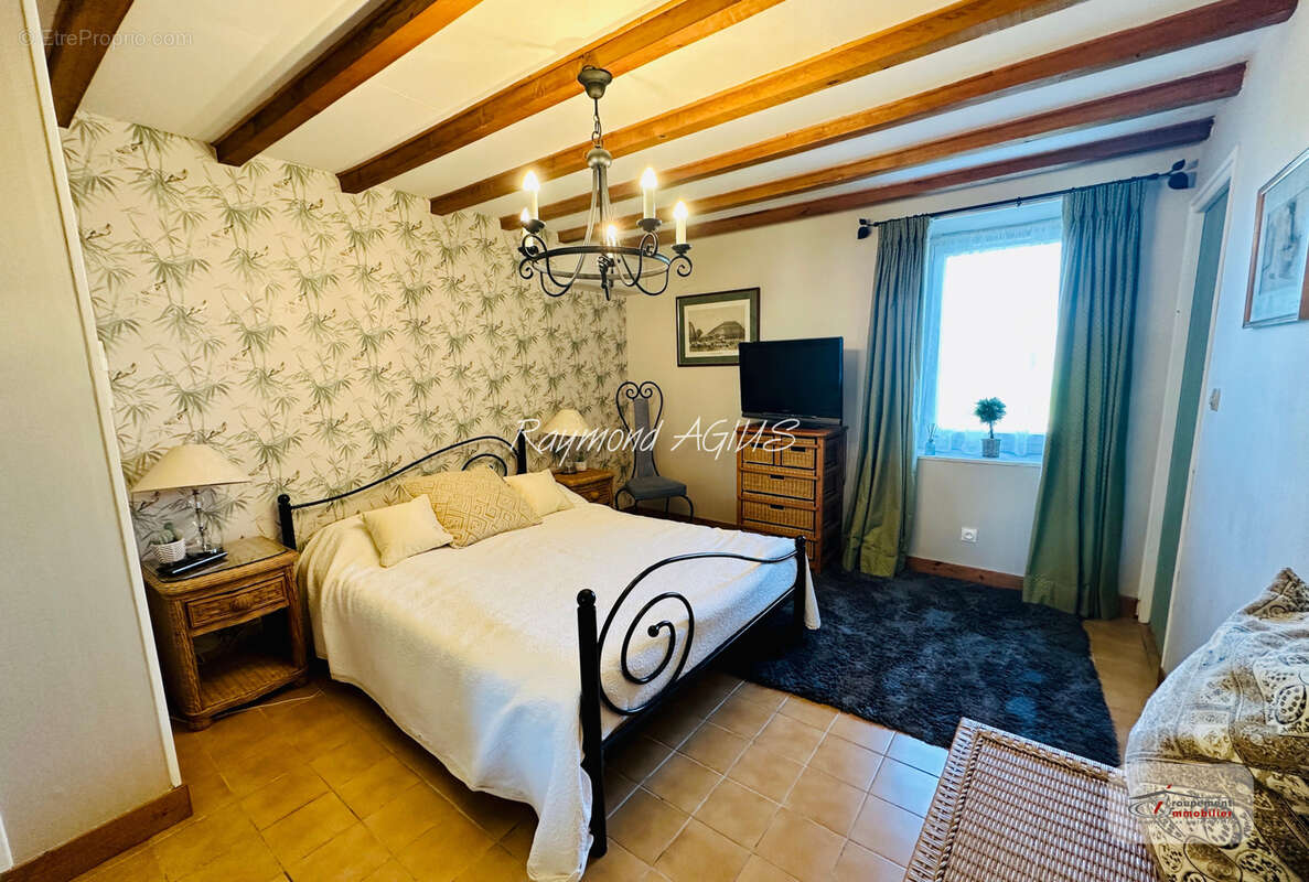 Maison à SAUSSIGNAC