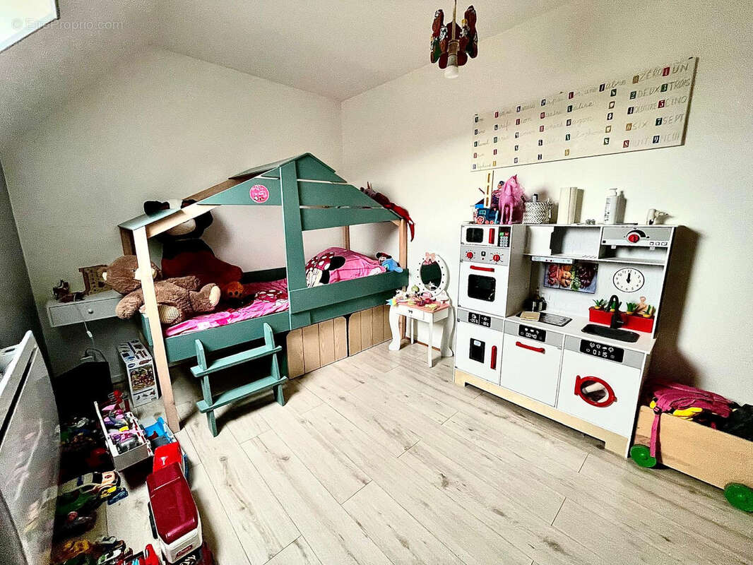 Maison à FAREMOUTIERS