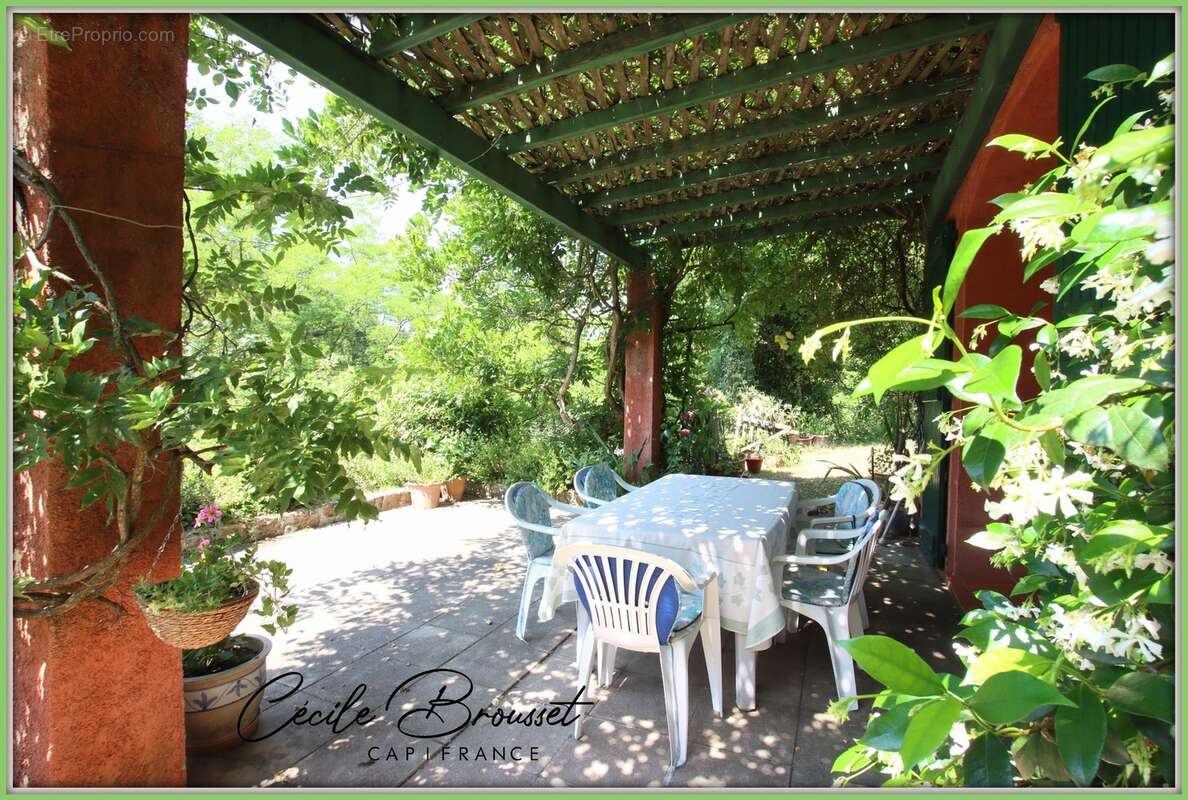 Propriete à vendre 10 pièces SAINT LAURENT DE CERDANS (66) - photo 21