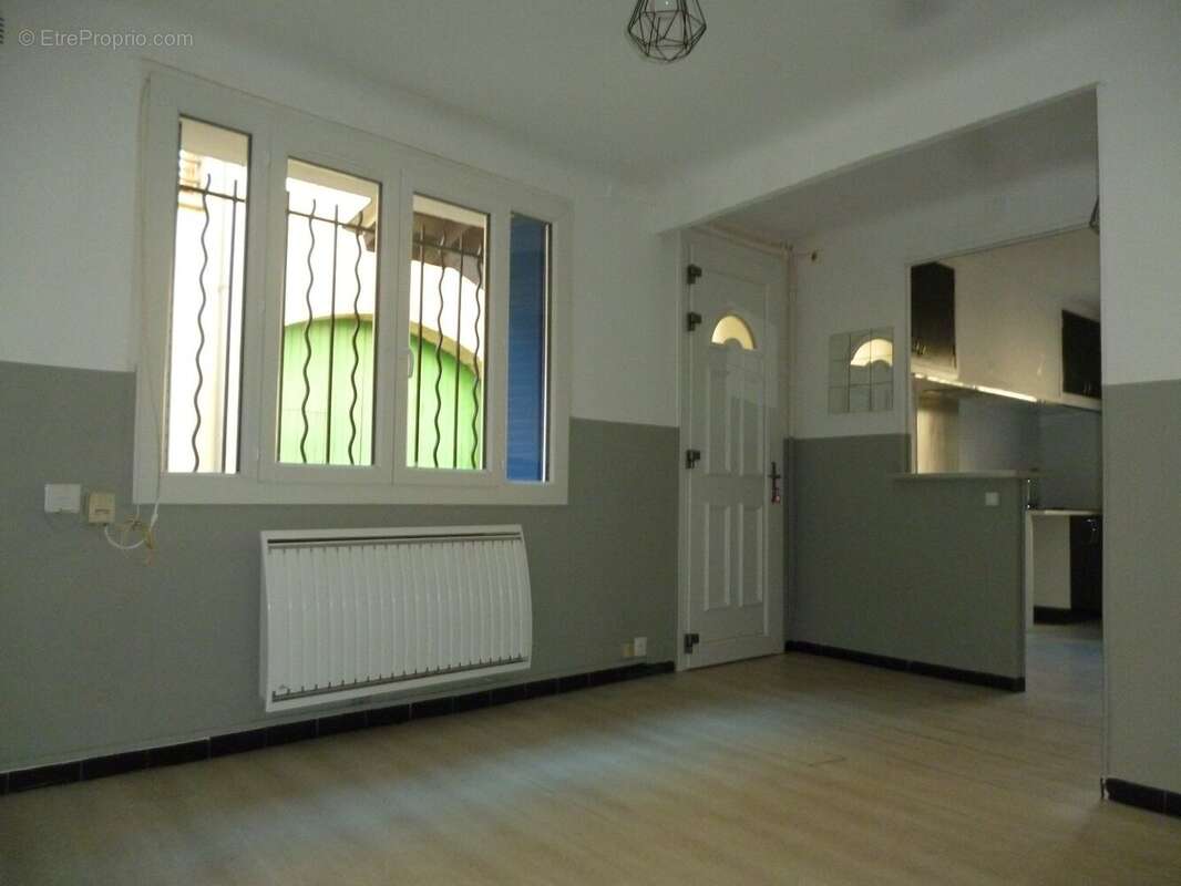 Maison à CORNEILHAN